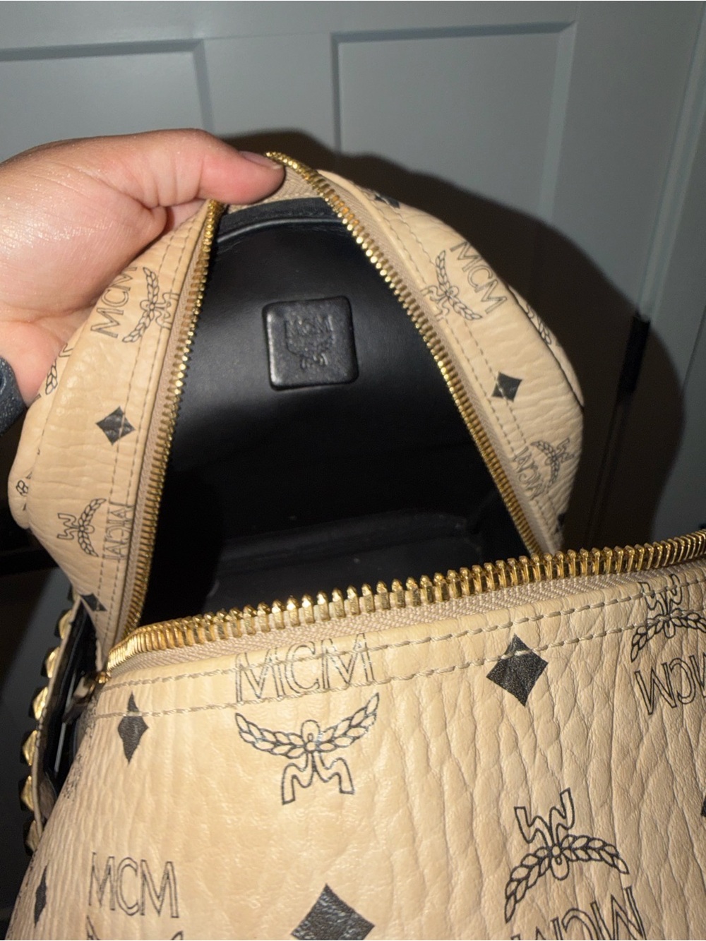 MCM studded visetos backpack - Picture 6 of 8